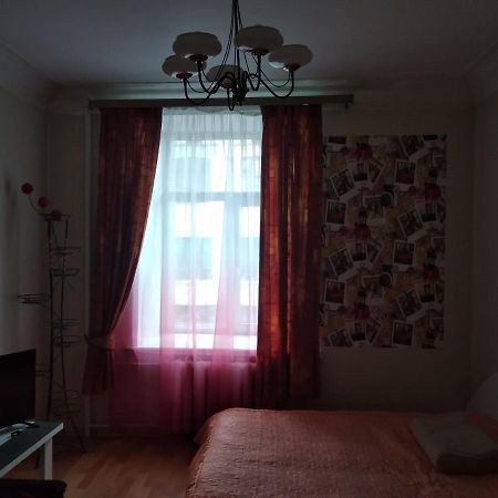 1654 Двухкомнатная Центр Kharkiv Exterior photo