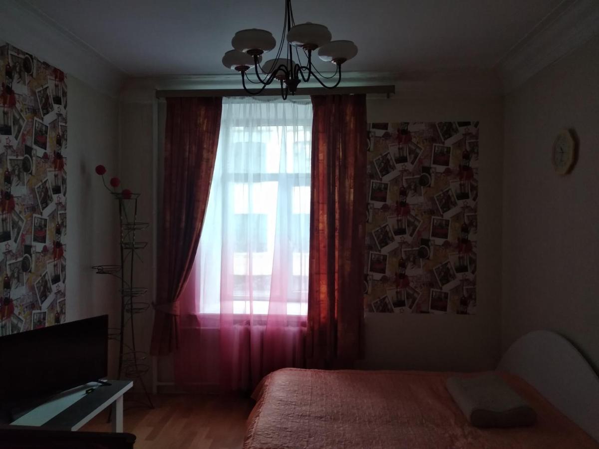 1654 Двухкомнатная Центр Kharkiv Exterior photo